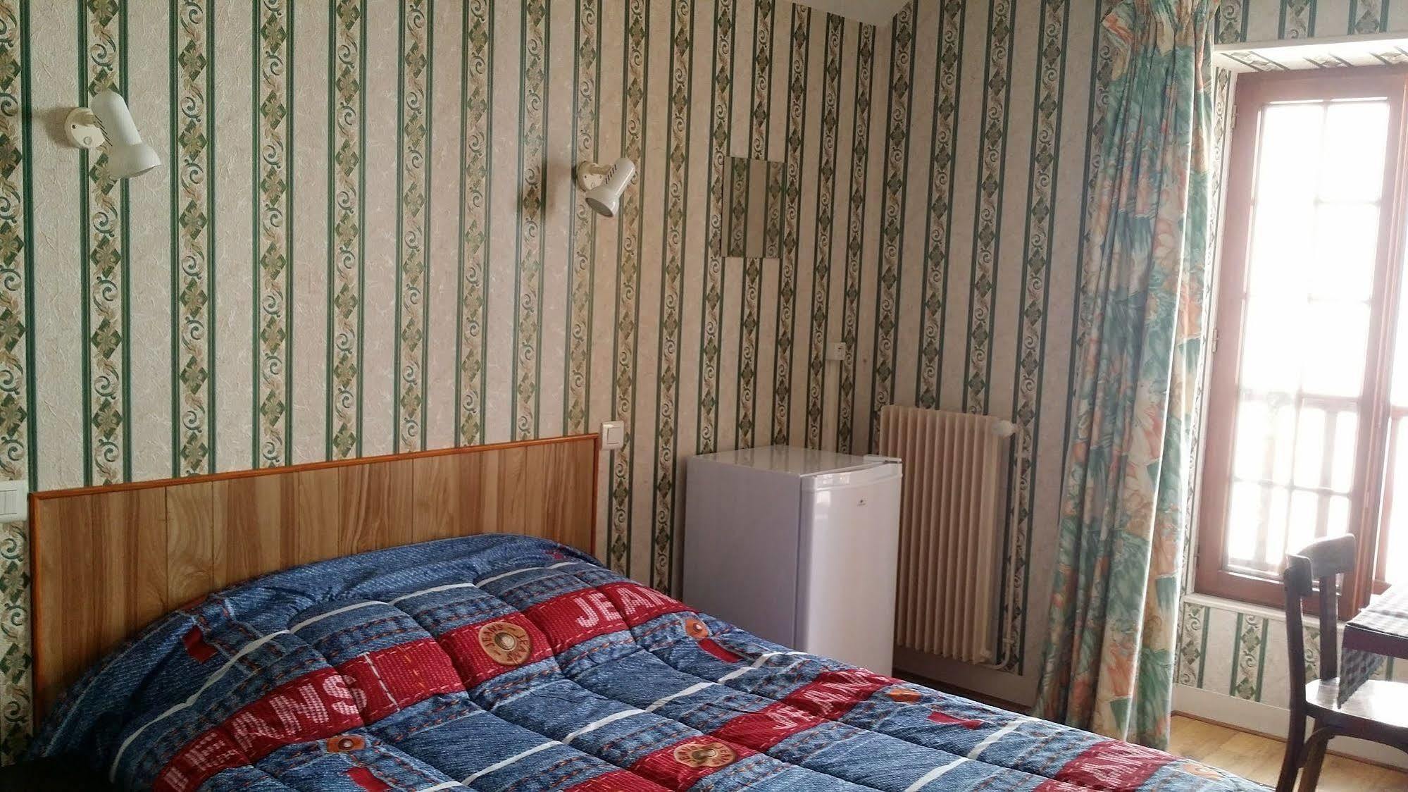 A La Vielle Halle Souppes-sur-Loing Екстериор снимка